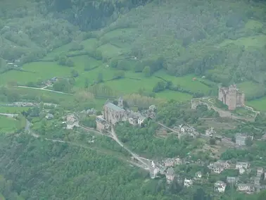 Cordes-sur-Ciel et Najac au départ de Toulouse, sur Diamond (1 place passager)