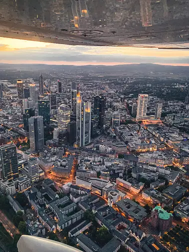 Rundflug Frankfurt und Taunus kompakt mit Cessna 172