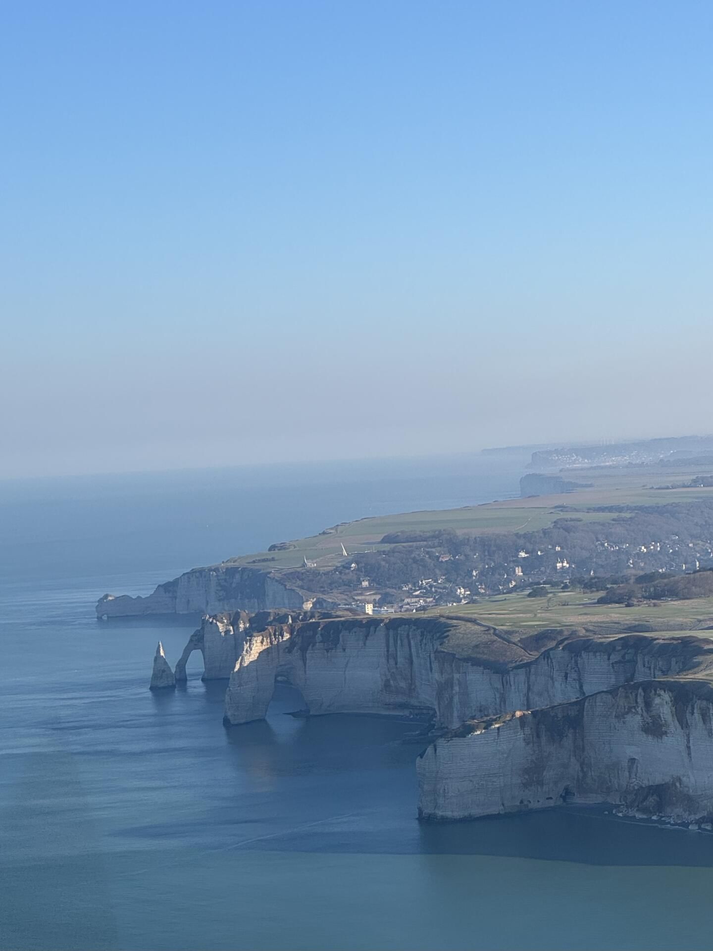 Survol de la falaise d'Etretat
