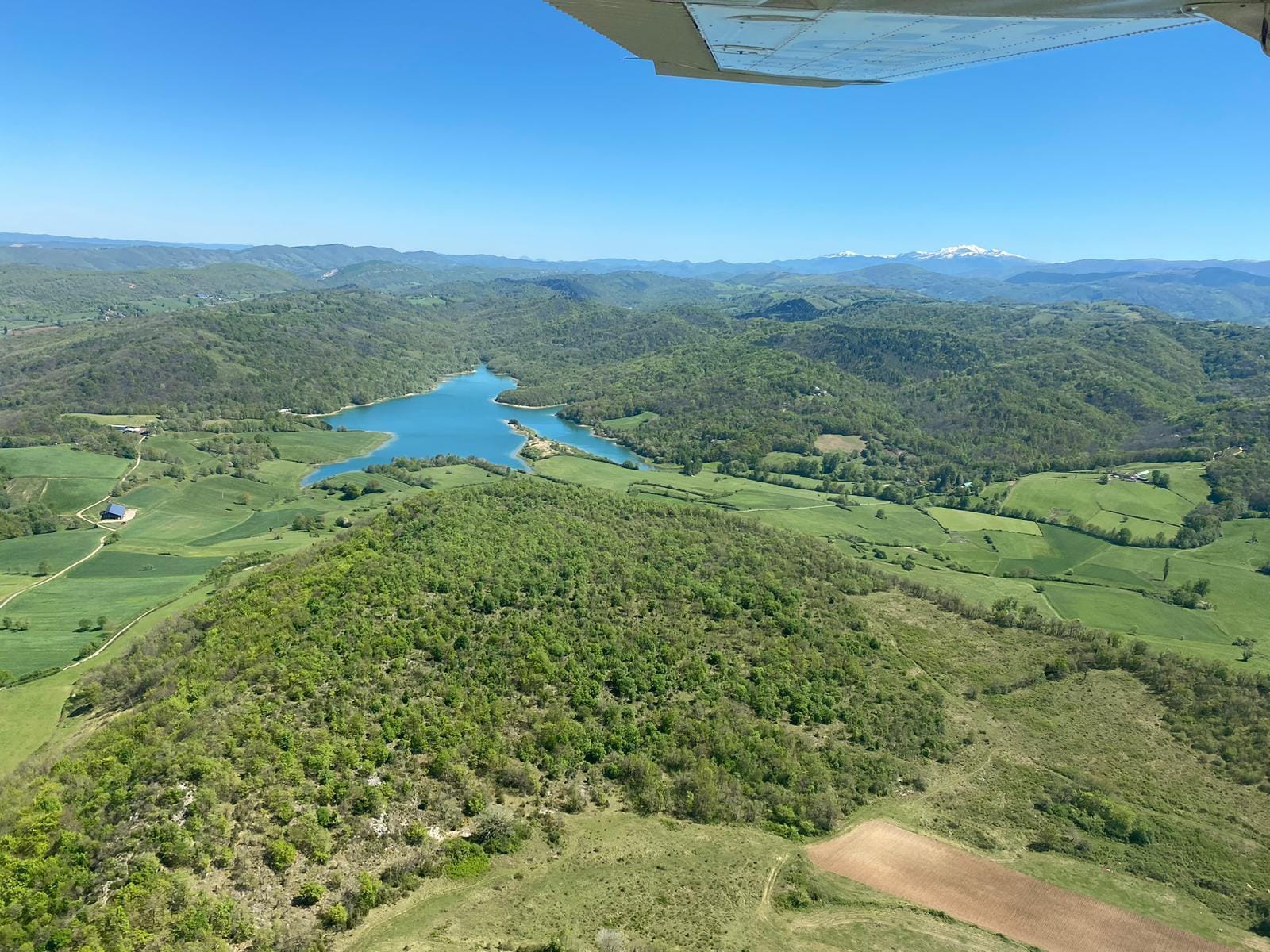 Mas d'Azil,  châteaux de Foix, Montségur...🛫