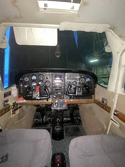 Cessna 182 RG (200HP)