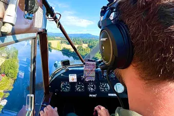 Final for runway 01 on Maarud farm