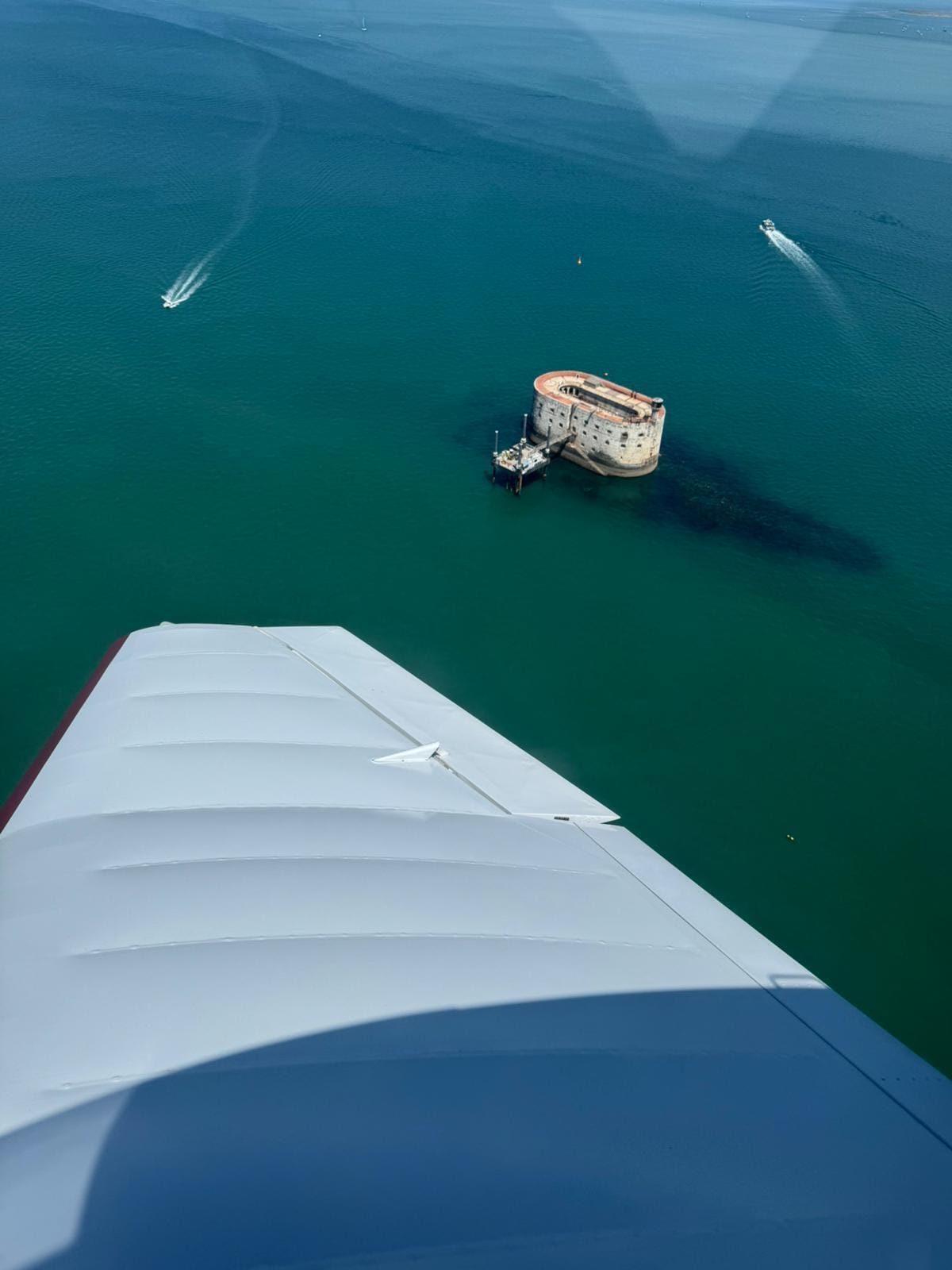 Survol du fort Boyard