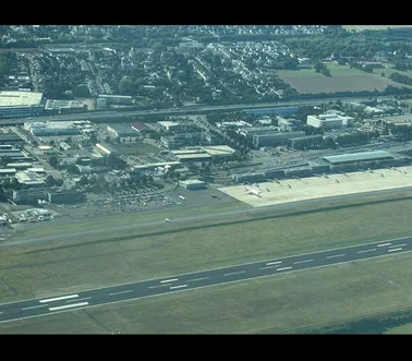 Einmal über den Flughafen Dortmund fliegen