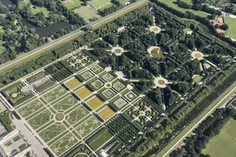 Eines unserer ersten Ziele: Die Herrenhäuser Gärten, ein herrlicher Ausblick.