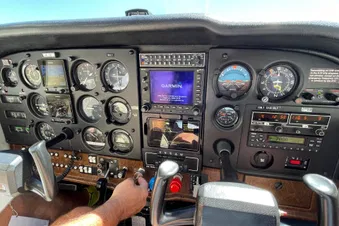 Cockpit Cessna