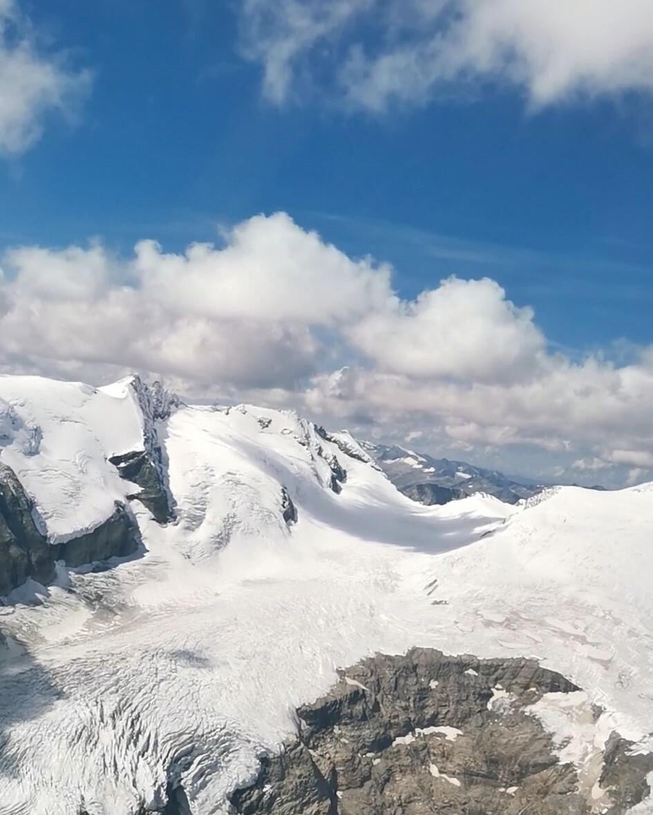 Alpenrundflug von Salzburg aus über die Gipfel deiner Wahl!