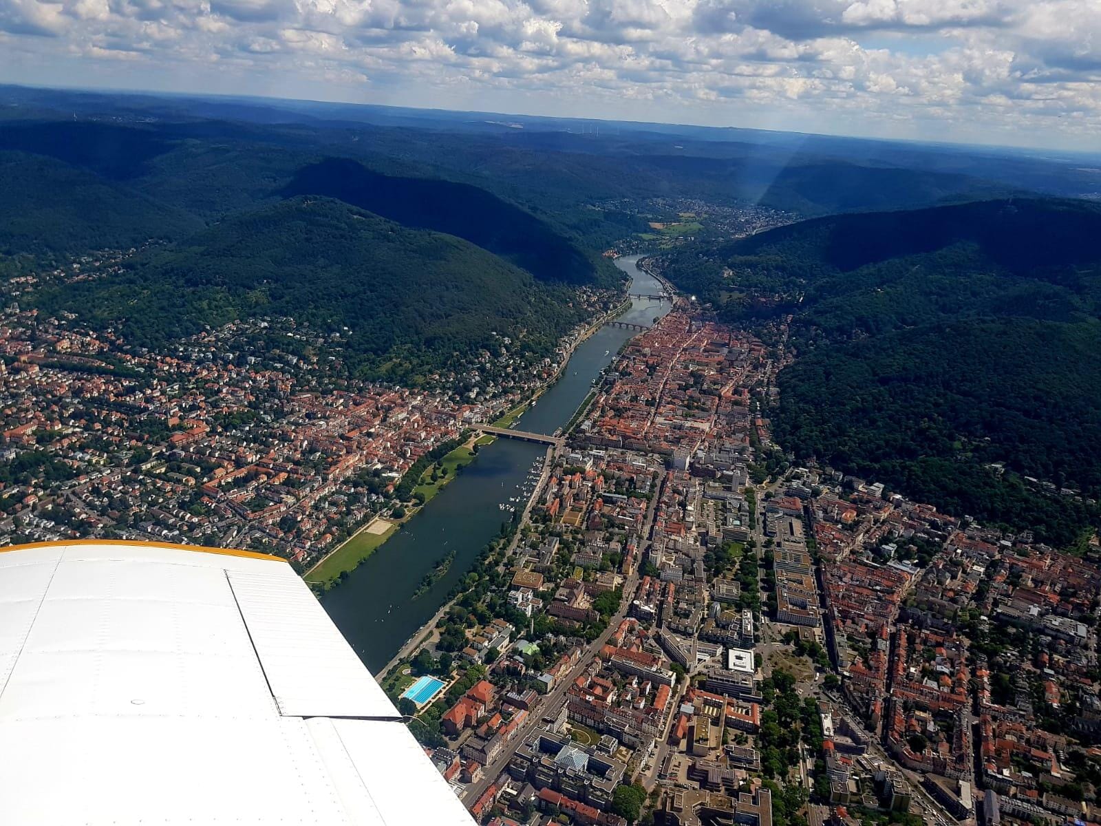 Rundflug über Frankfurt und das Rhein-Main-Gebiet (Cherokee)