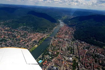 Rundflug über Frankfurt und das Rhein-Main-Gebiet (Cherokee)