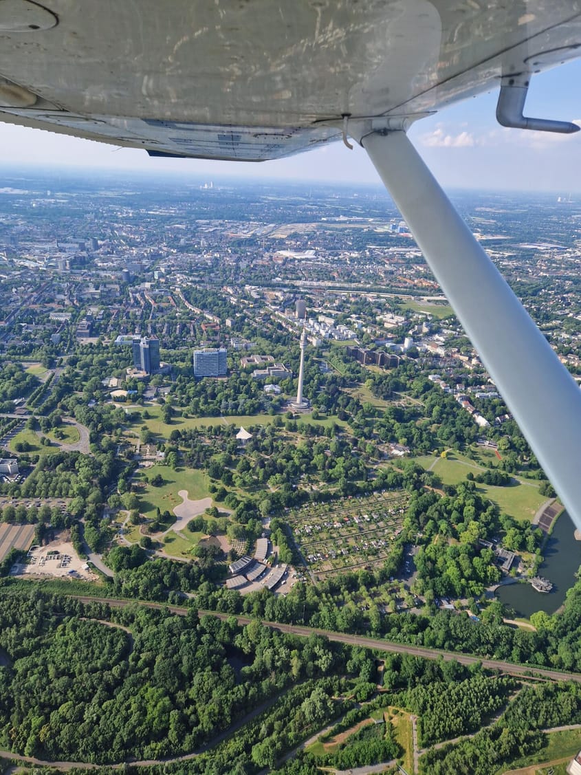 30 min Sightseeing ab Dortmund in einer Cessna