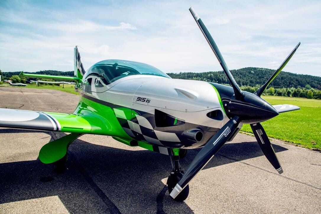 VL3 915 - travel in style and speed