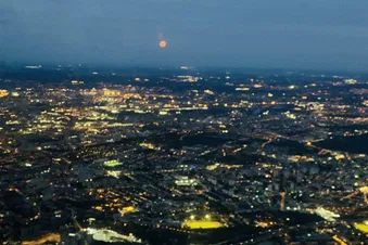 Tour de Paris de nuit
