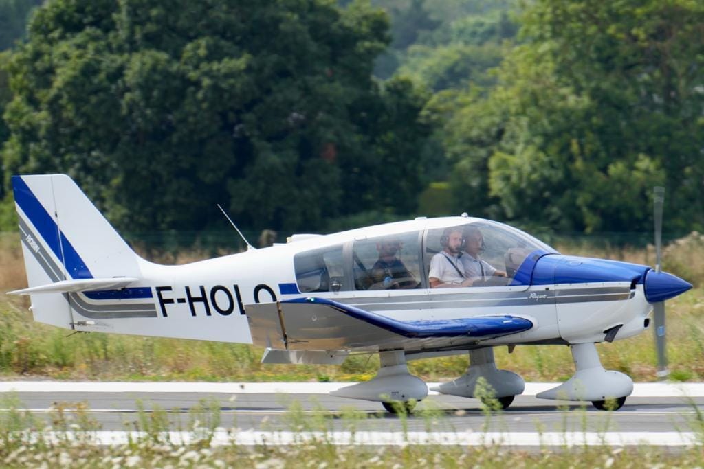 F-HOLO en gros plan