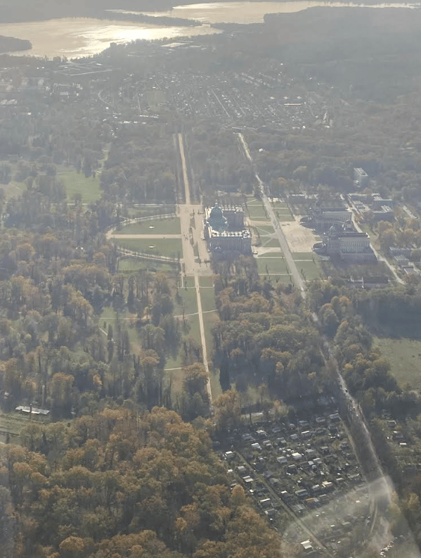 Flyover über Berlin ab Strausberg