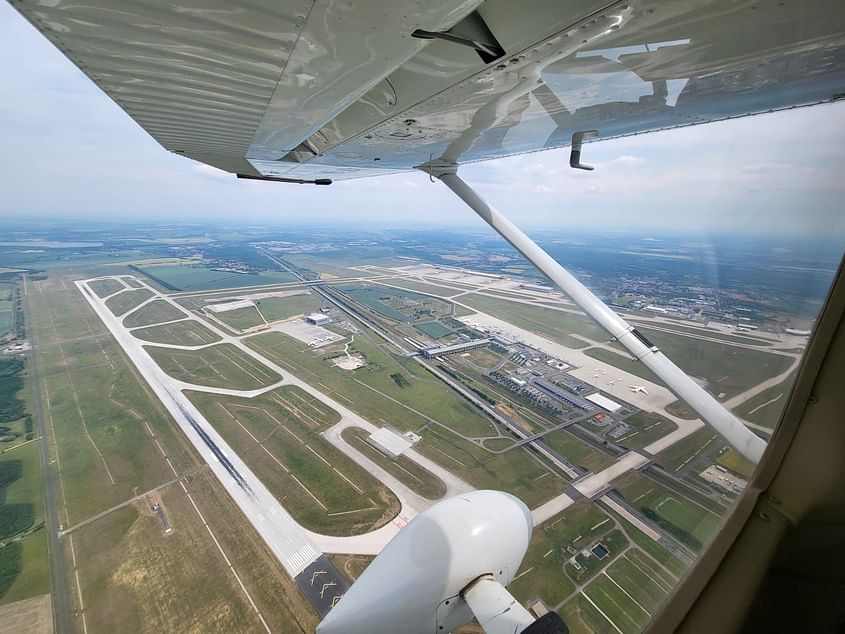 Rundflug Leip.Flughafen, Seenlands. C182