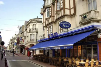 Day in France, Le Touquet by helicopter from Denham