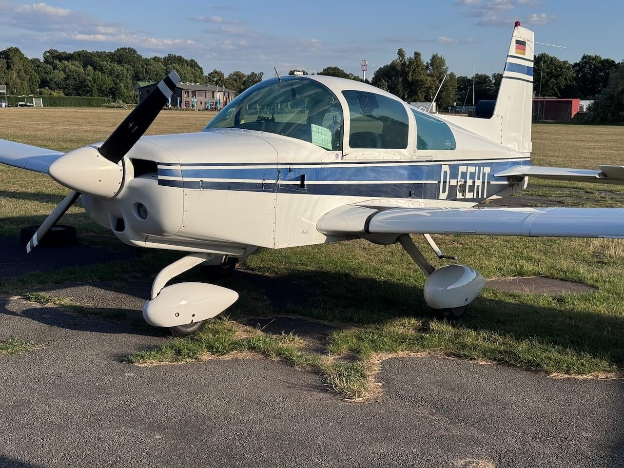 Grumman AA5 Traveler