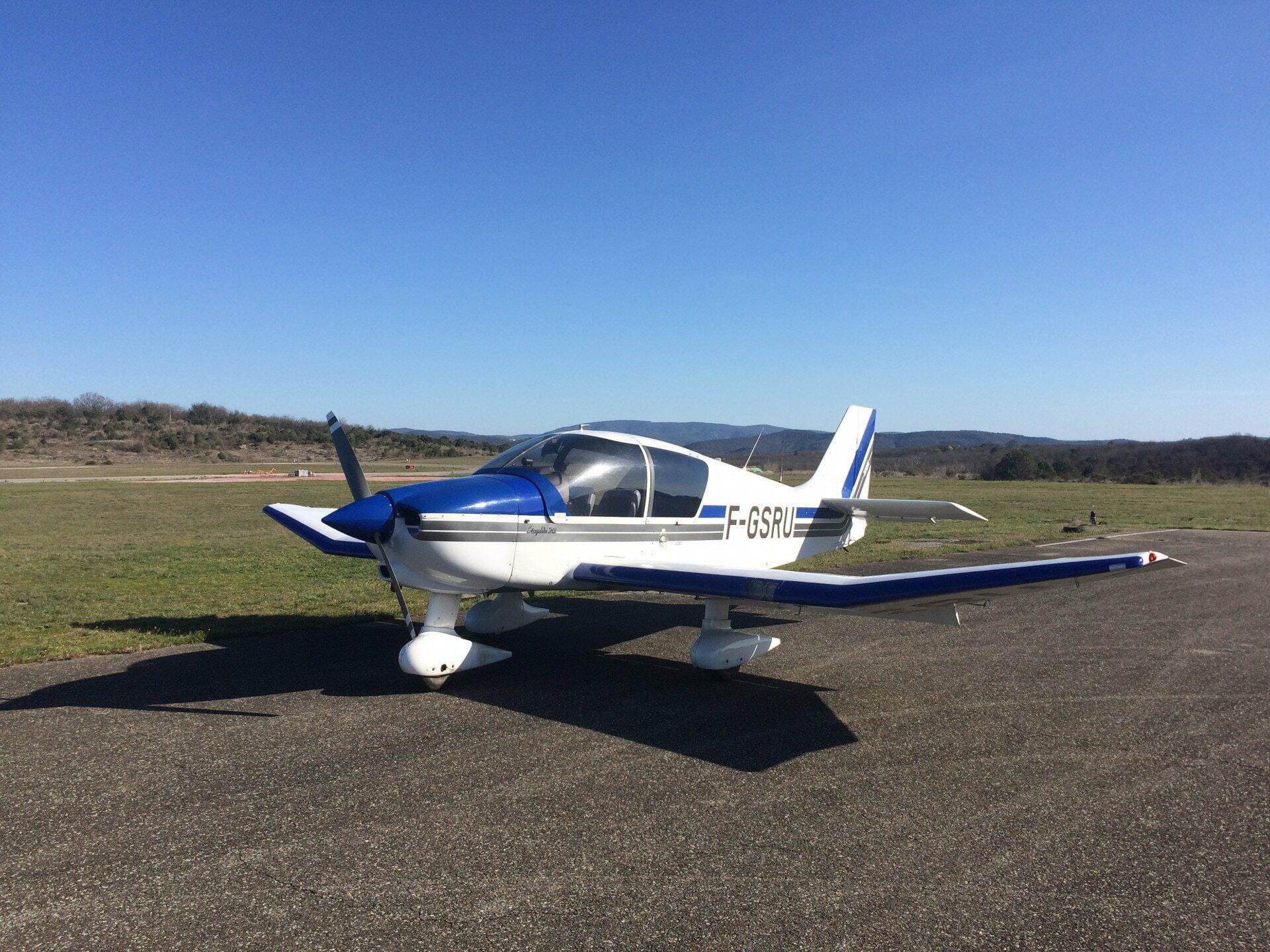 Robin DR400 - 120HP