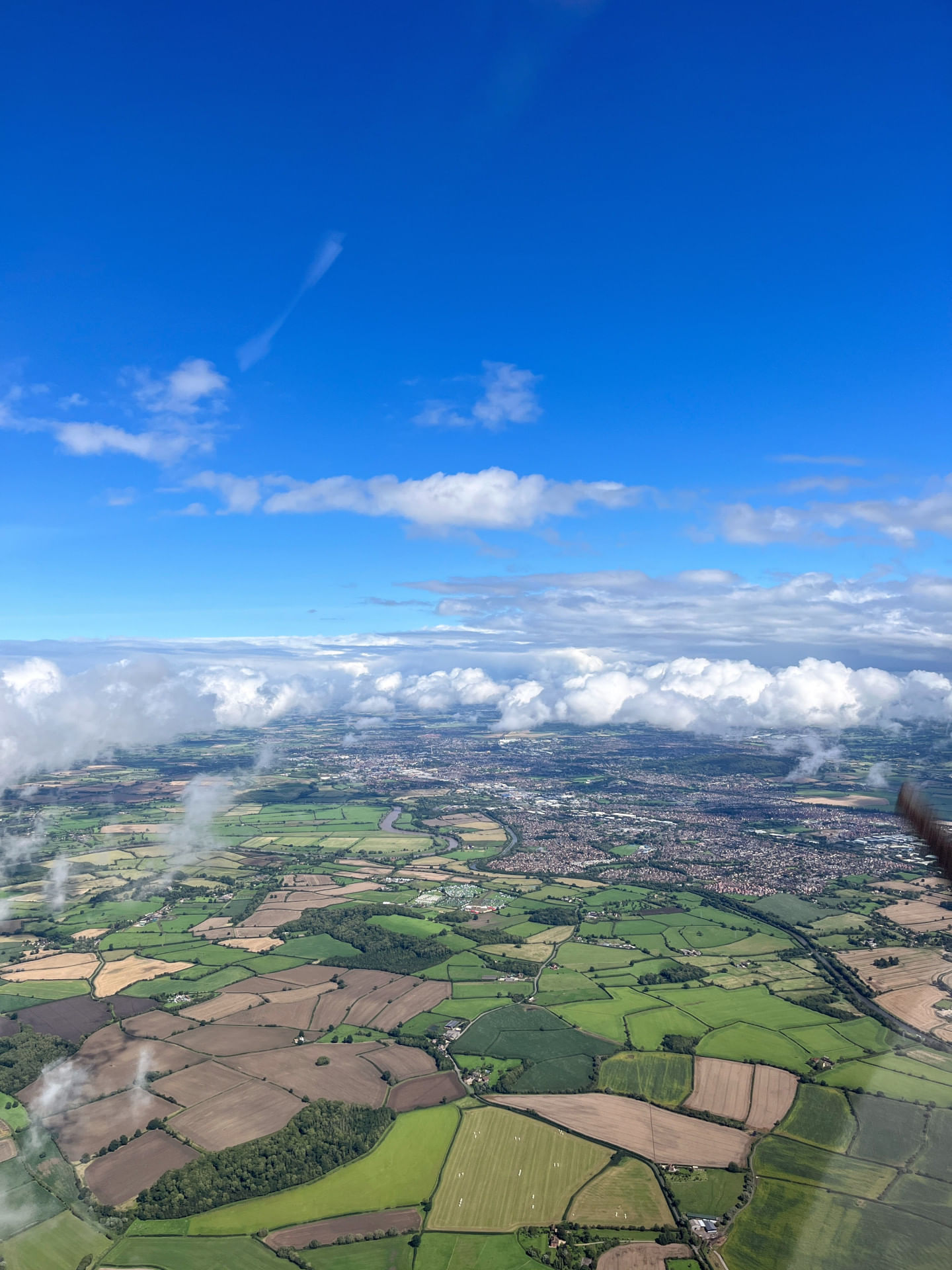 Fly to Compton Abbas in Dorset for lunch