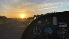 Rundflug am Niederrhein in einer PA-28