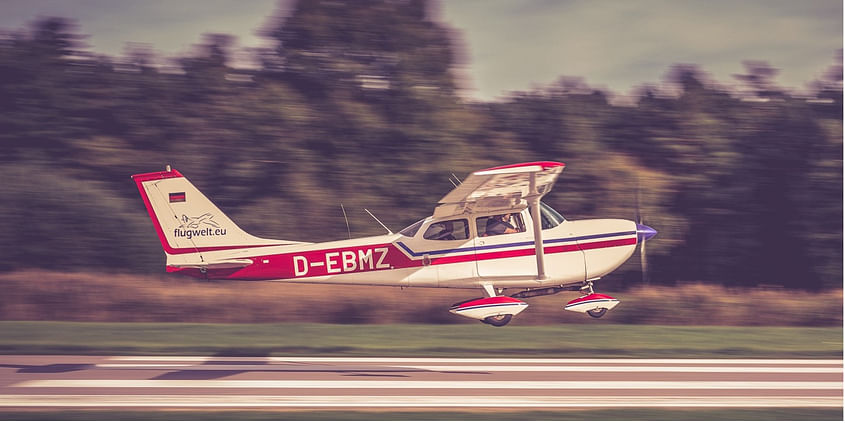 Rundflug in einem Motorflugzeug (60 min.)