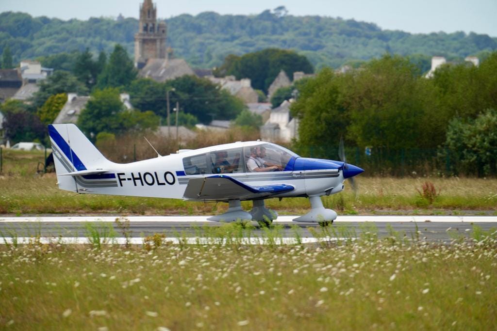 F-HOLO au point d' attente