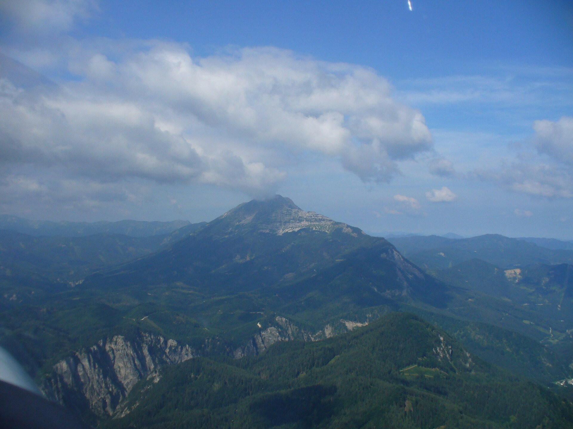 Rundflug zum Ötscher und zur Wallfahrtskirche Mariazell