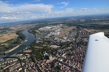 Flug nach Speyer, Hockenheimring, Bruchsal und Karlsruhe.