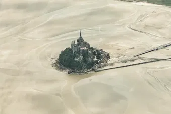 Cap sur Granville avec survol du Mont-Saint-Michel