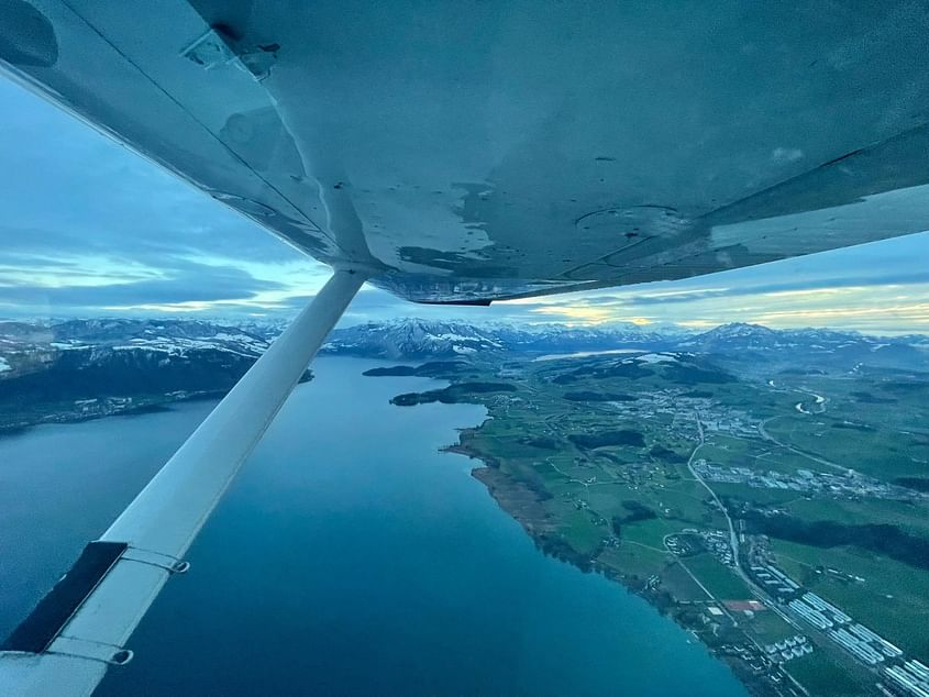 Flight Schmerikon - Netstal - Steinen from Wangen- Lachen