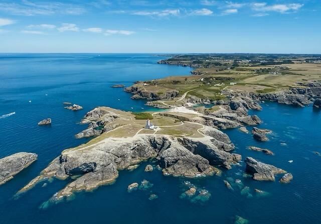 Belle-Île vue du ciel : escapade aérienne depuis Yeu