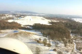 Rundflug über Stuttgart und die Schwäbische Alb