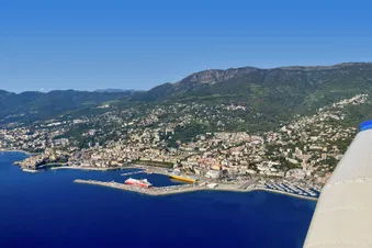 Balade aérienne à la découverte de la haute Corse
