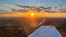 Vol au coucher du soleil - Sunset flight (Paris)