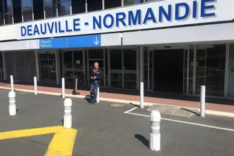Promenade sur les planches de Deauville