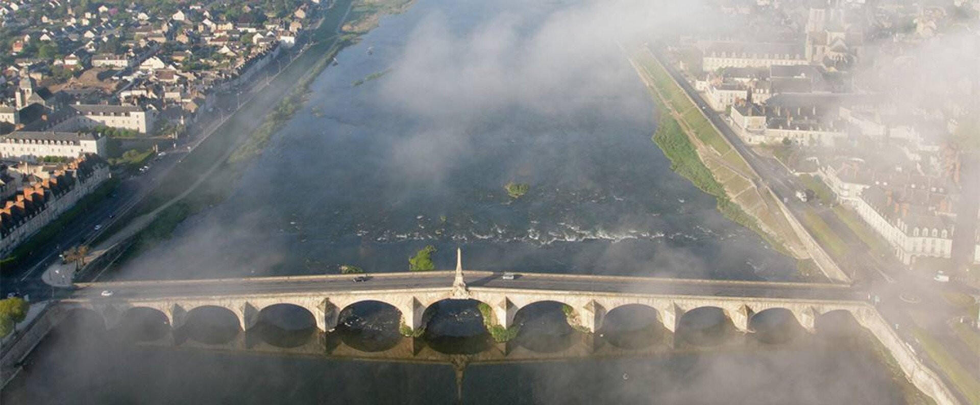 Vol : les Chateaux de la Loire depuis Le Mans en avion
