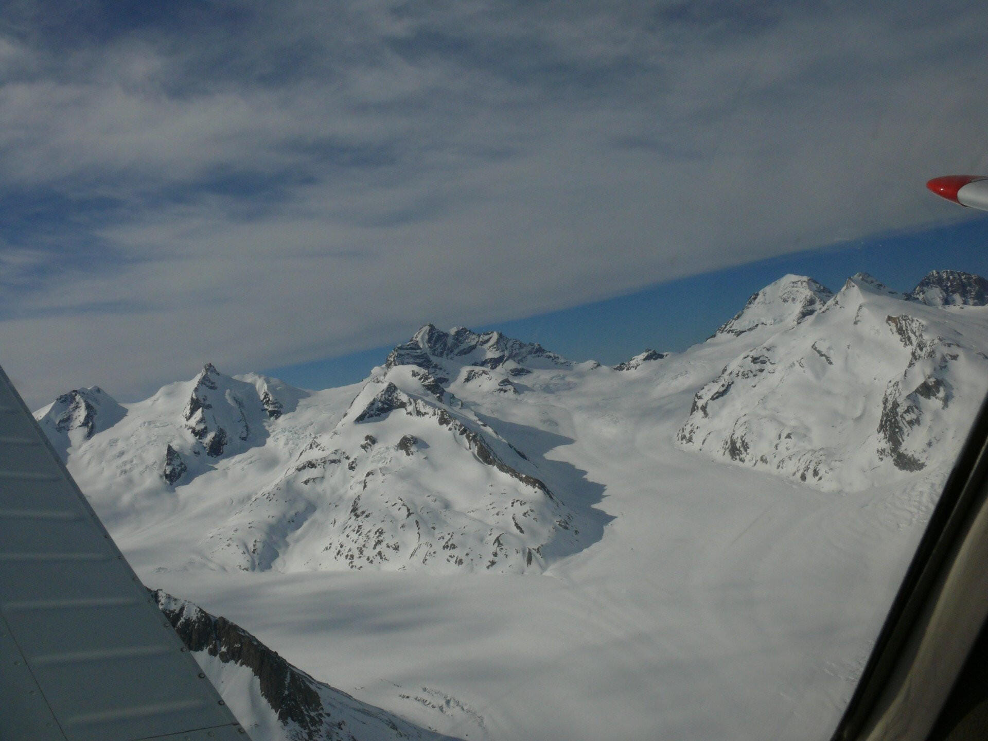 Berner Alpen, Rhonetal und Landung in Sion (DA50)
