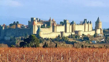 Carcassonne et ses alentours en Hélicoptère - 30m