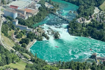 Schöner Bodensee und Rheinfall (Schweiz) Rundflug