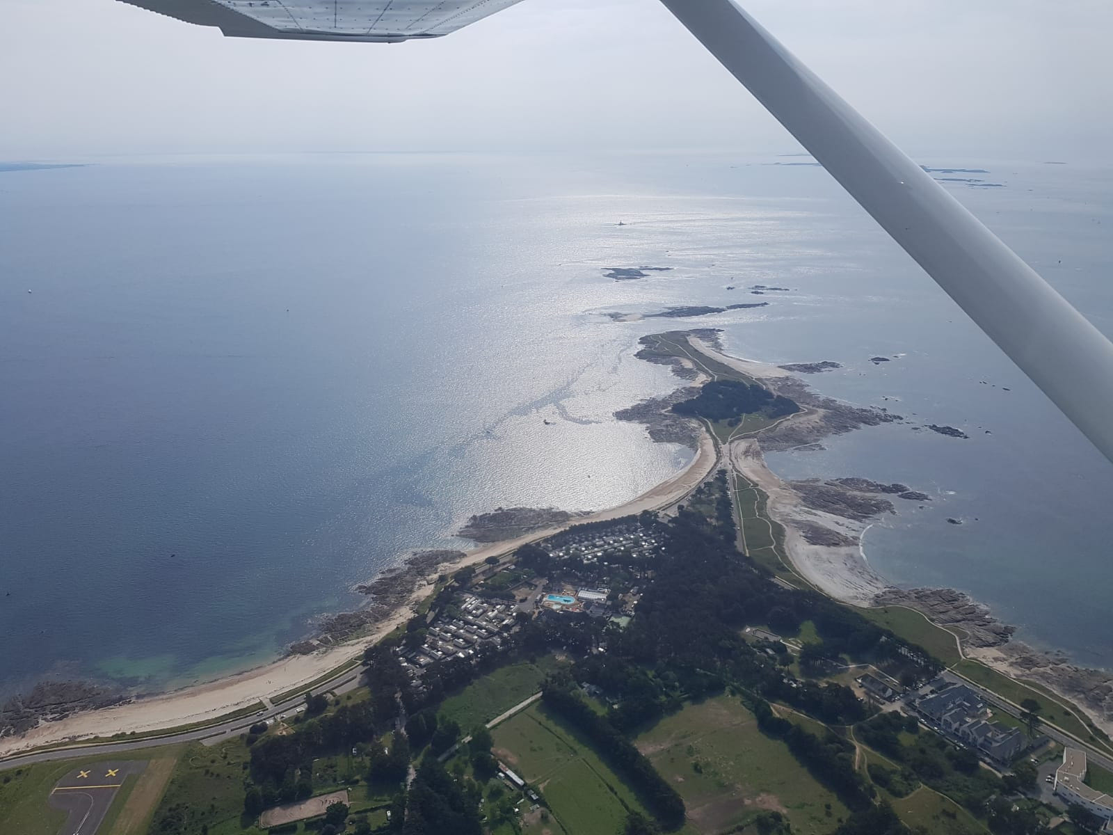 Balade aérienne d'îles en îles depuis Quiberon