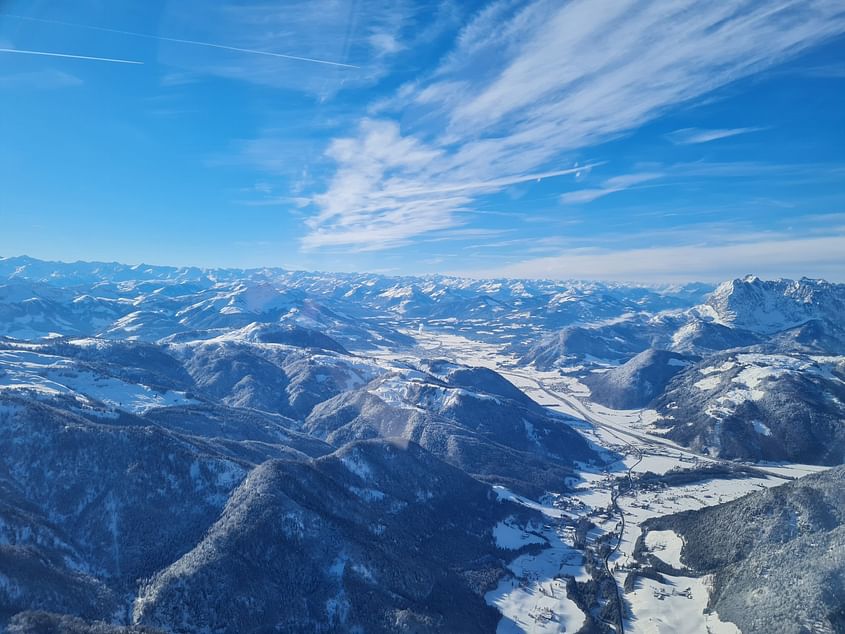 Rundflug Salzburg - Berge und Seen/Mountains and Lakes