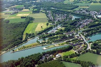 Best of Ruhrgebiet - Rundflug über das Herz der Region