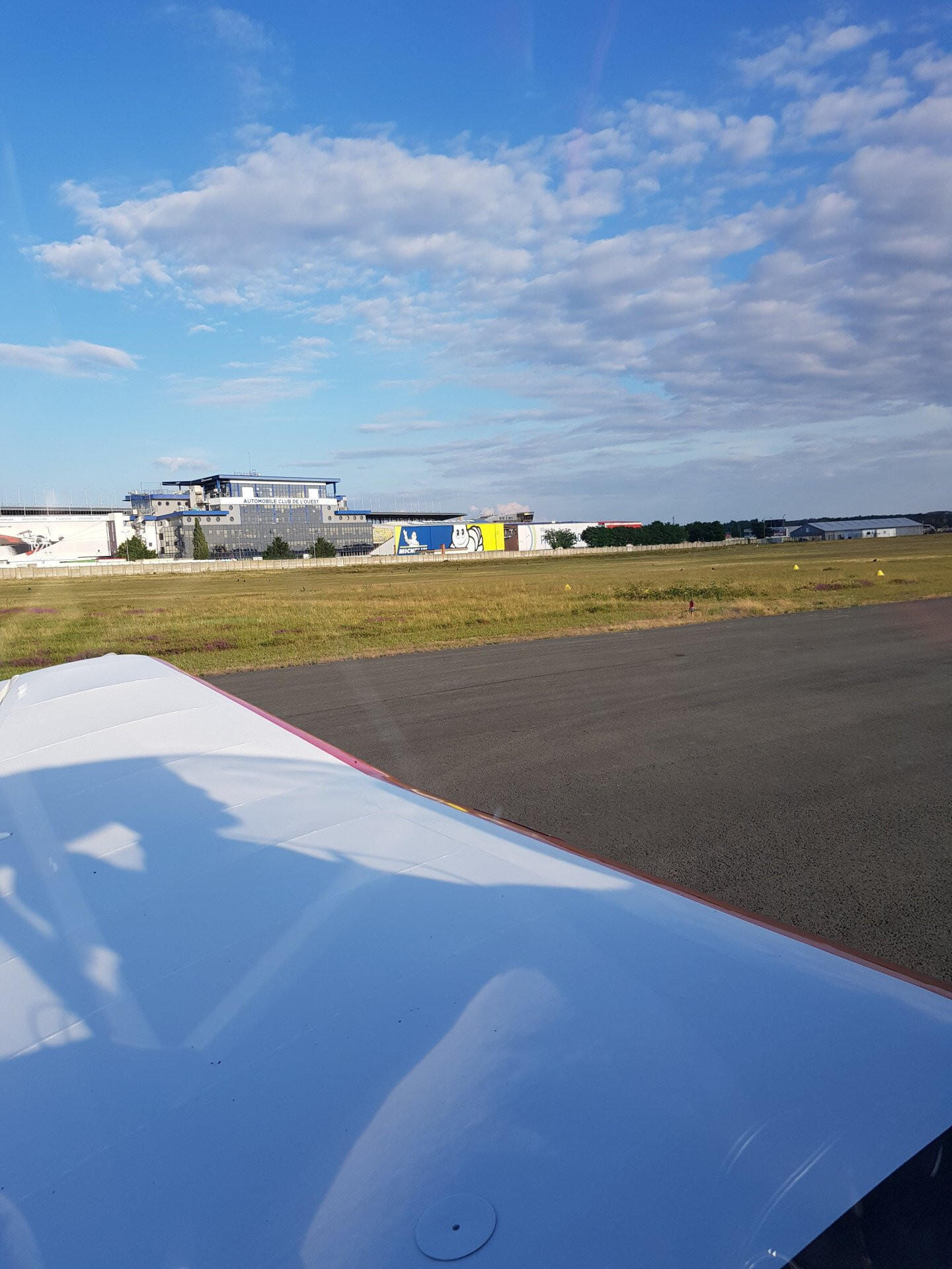 En 2025, dans les airs autour du Mans...