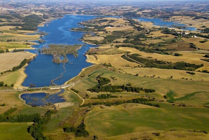 Du Lac de la Ganguise à la Cité de Carcassonne