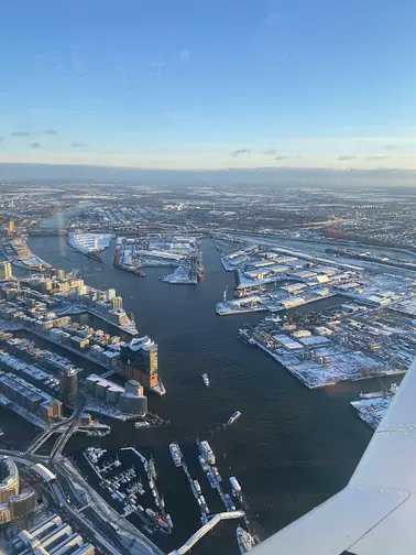 Rundflug über Hamburg, Elbe und Alster