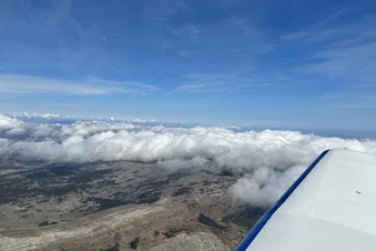 Voler en montagne