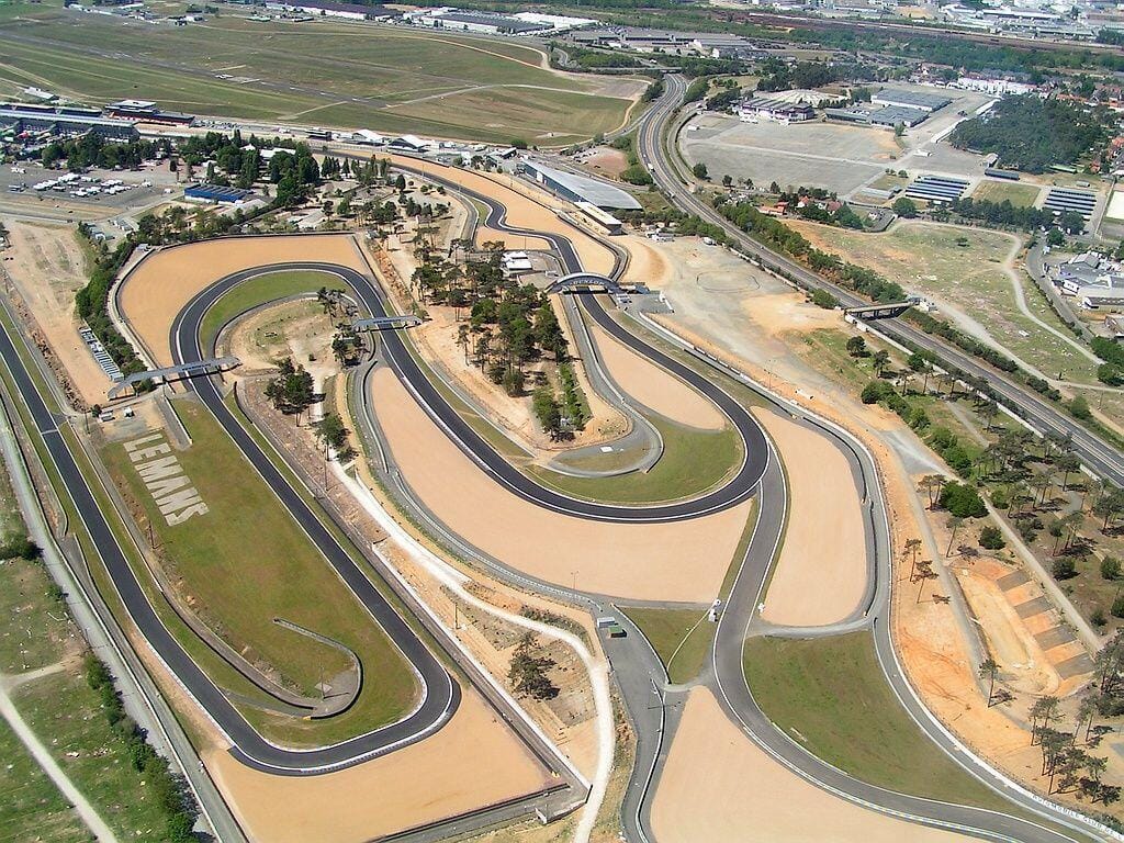 DR400 : Le Mans – Circuit du Mans – Visite du Musée des 24H