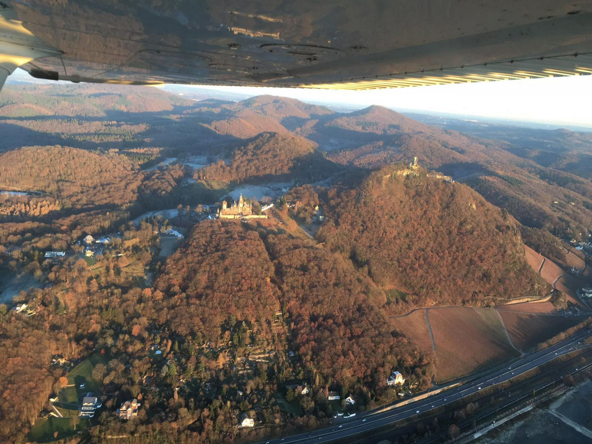 Individueller Rundflug ab Bonn, 1h - Wingly