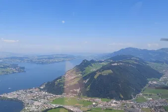 Rundflug in die schönen Innerschweizer Voralpen