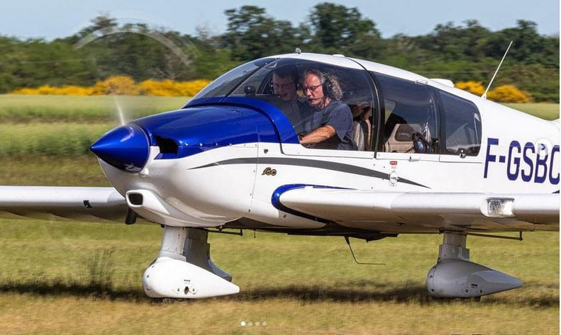 Votre pilote aux commandes ....